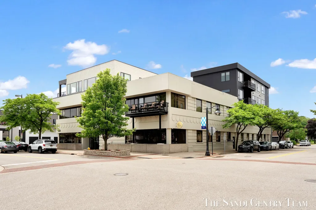 300 Washington Avenue Grand Haven City MI 49417
