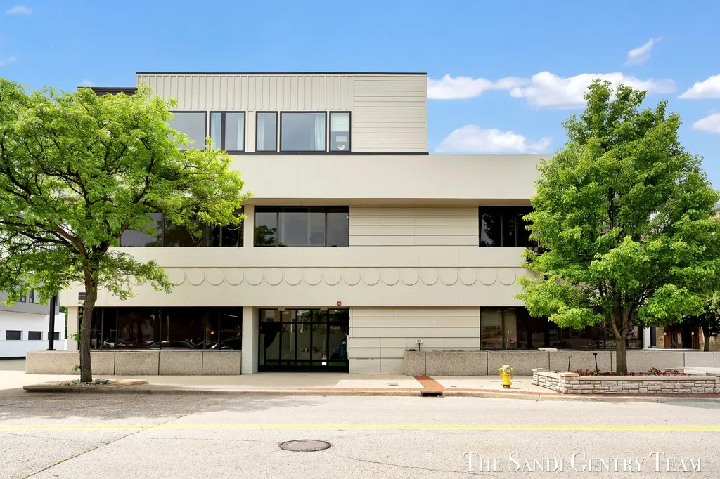 300 Washington Avenue Grand Haven City MI 49417