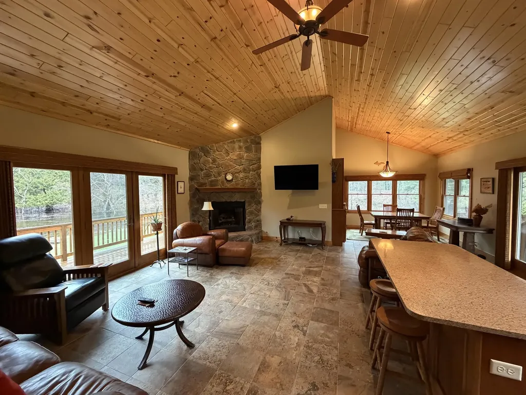 6425 S Taylor Road Logan Township MI 49402