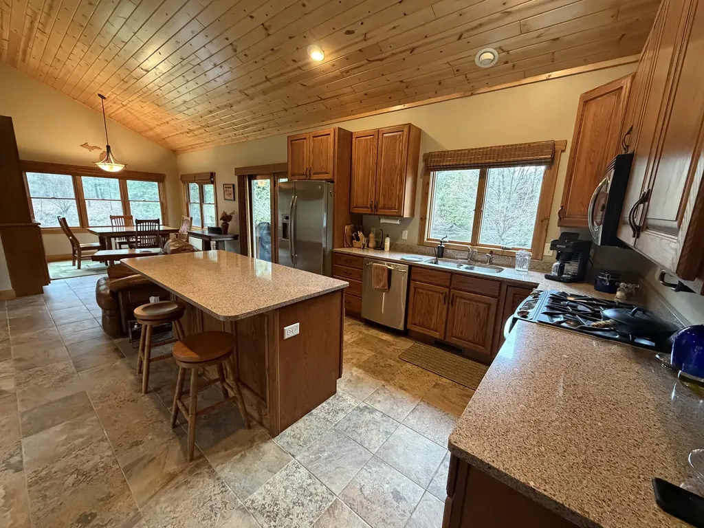 6425 S Taylor Road Logan Township MI 49402