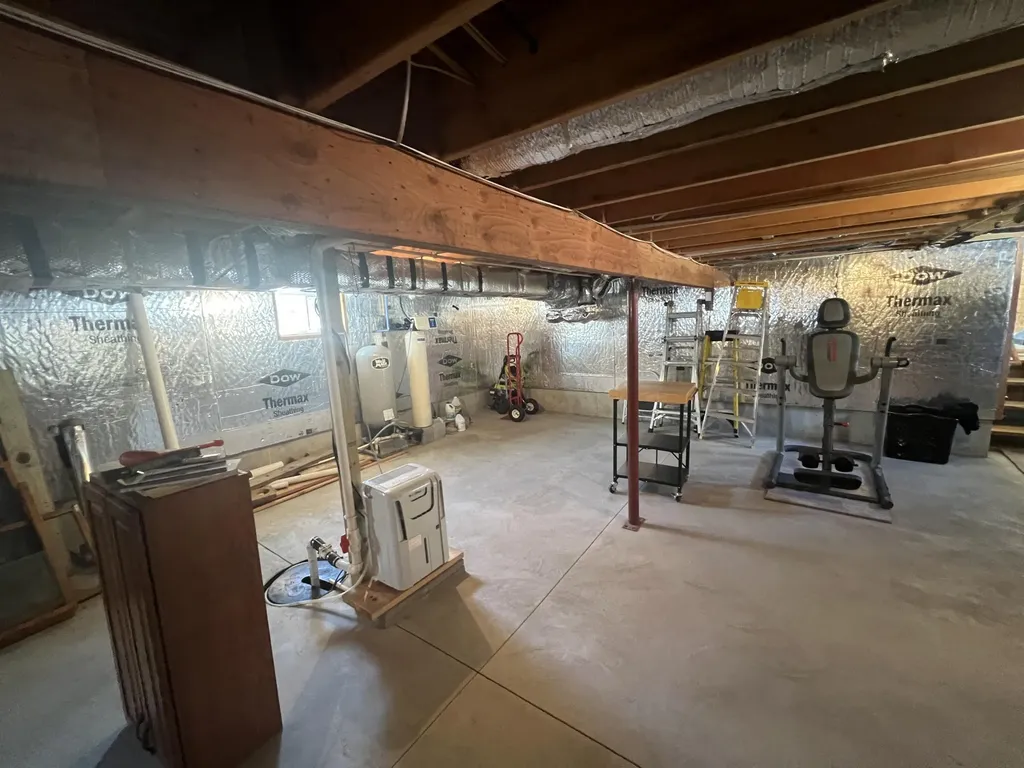 6425 S Taylor Road Logan Township MI 49402