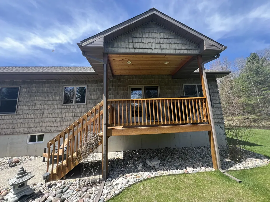 6425 S Taylor Road Logan Township MI 49402