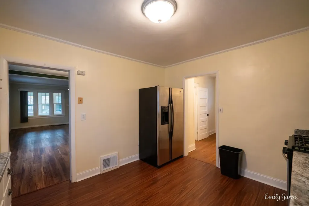 1151 W Dale Avenue Muskegon City MI 49441
