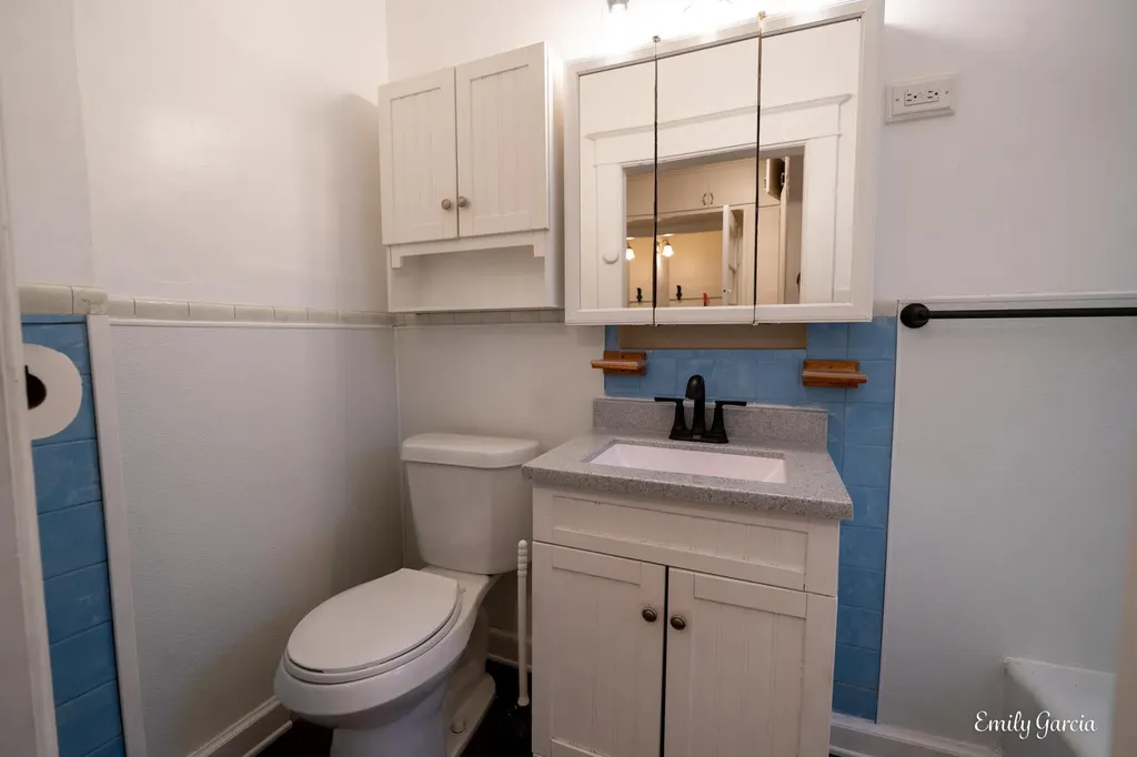 1151 W Dale Avenue Muskegon City MI 49441