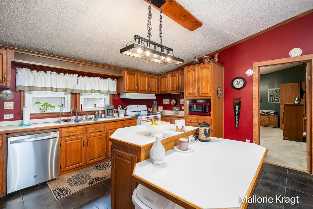 4328 105th Avenue Cheshire Township MI 49010