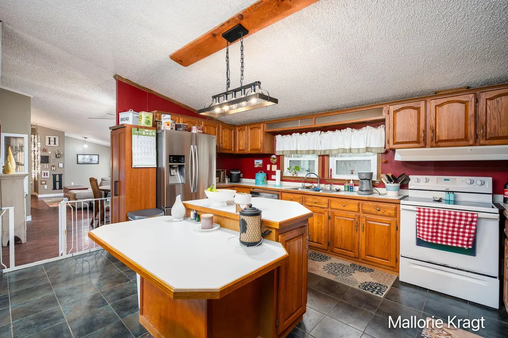 4328 105th Avenue Cheshire Township MI 49010