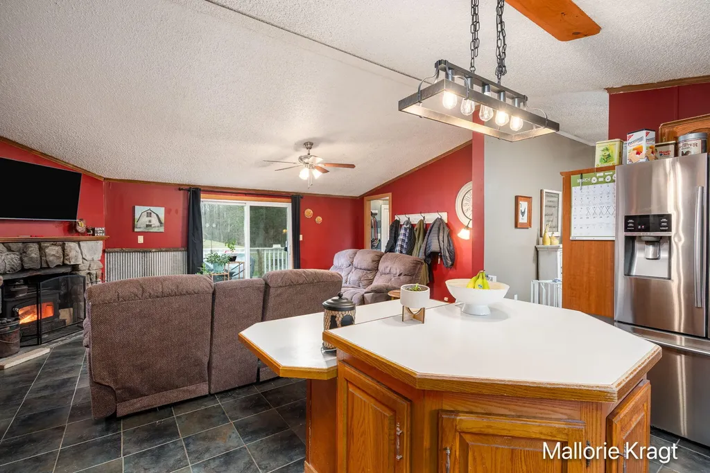 4328 105th Avenue Cheshire Township MI 49010