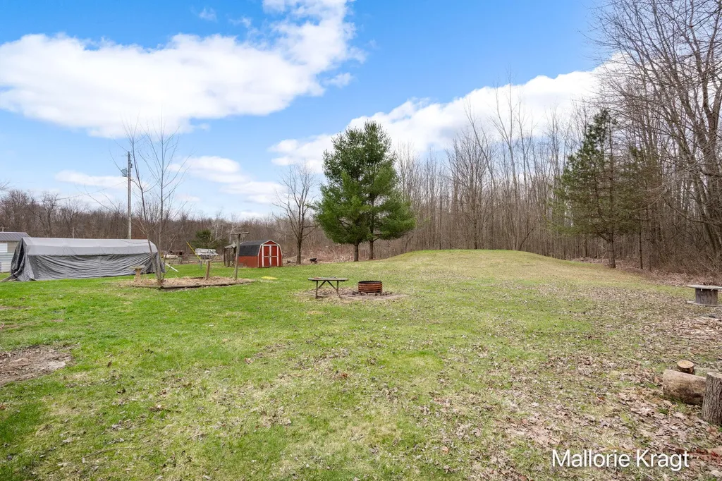 4328 105th Avenue Cheshire Township MI 49010