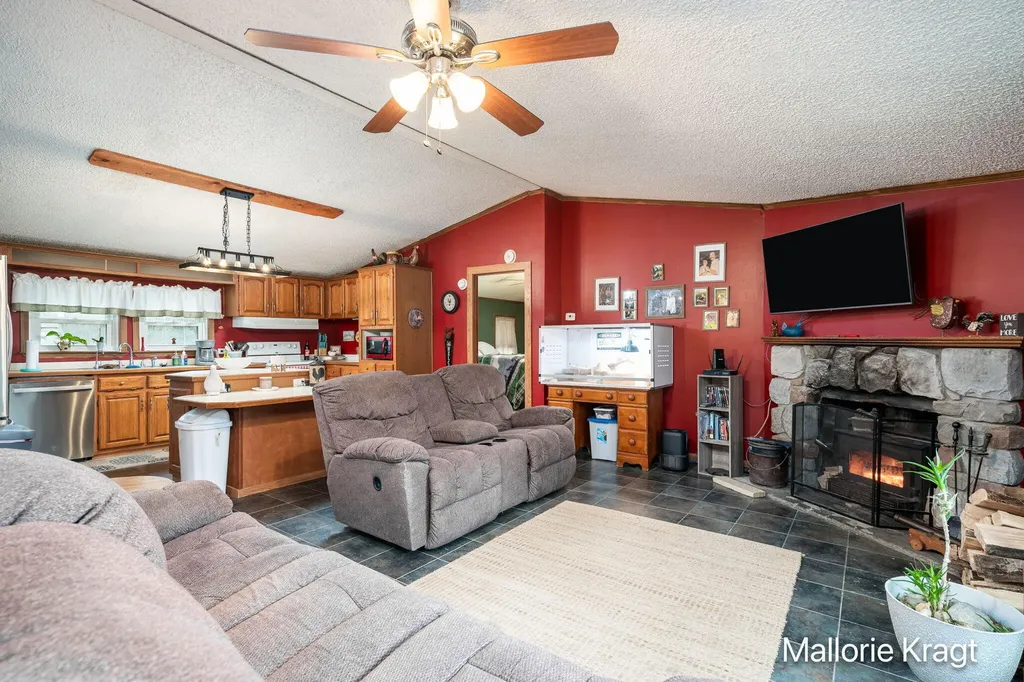 4328 105th Avenue Cheshire Township MI 49010