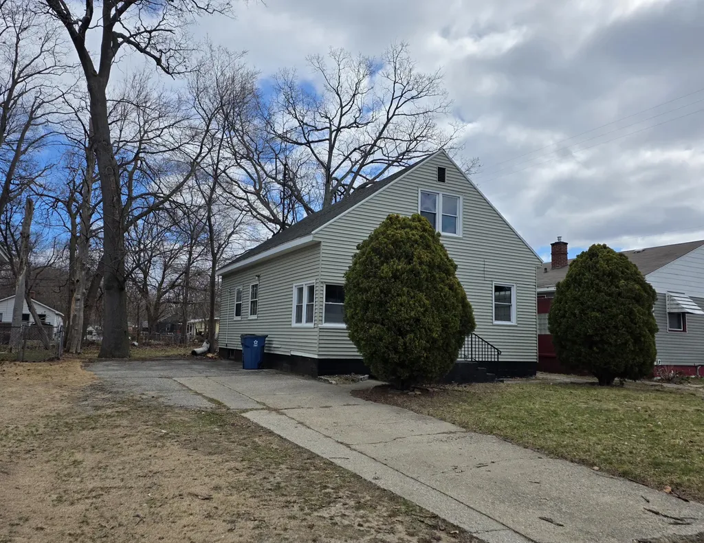 3376 Lemuel Street Muskegon Heights City MI 49444