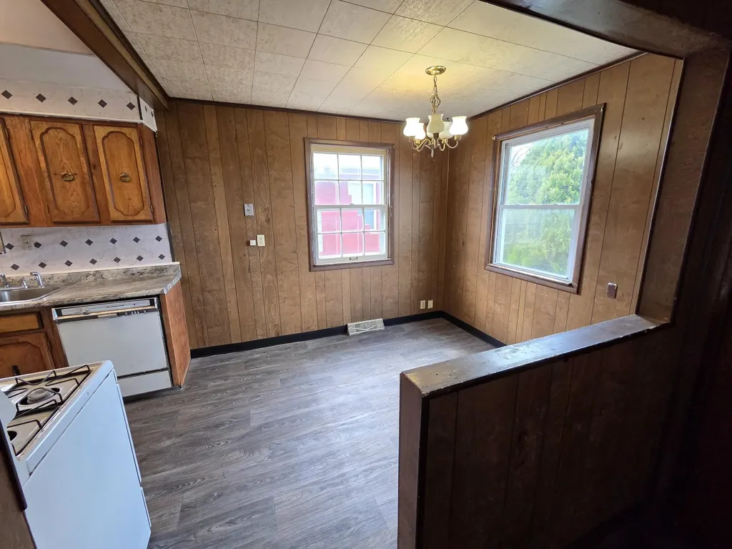 3376 Lemuel Street Muskegon Heights City MI 49444
