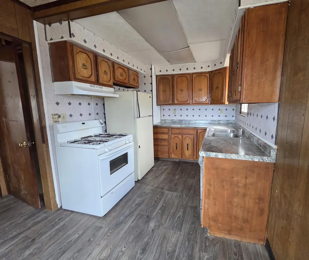 3376 Lemuel Street Muskegon Heights City MI 49444