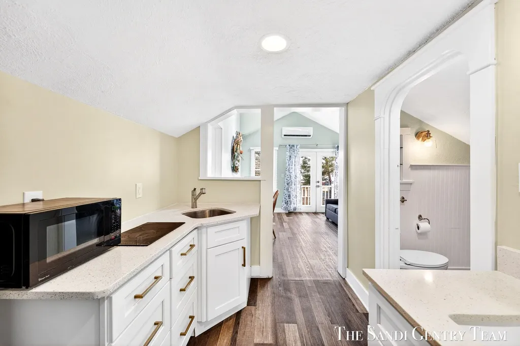 209 Clinton Avenue Grand Haven City MI 49417