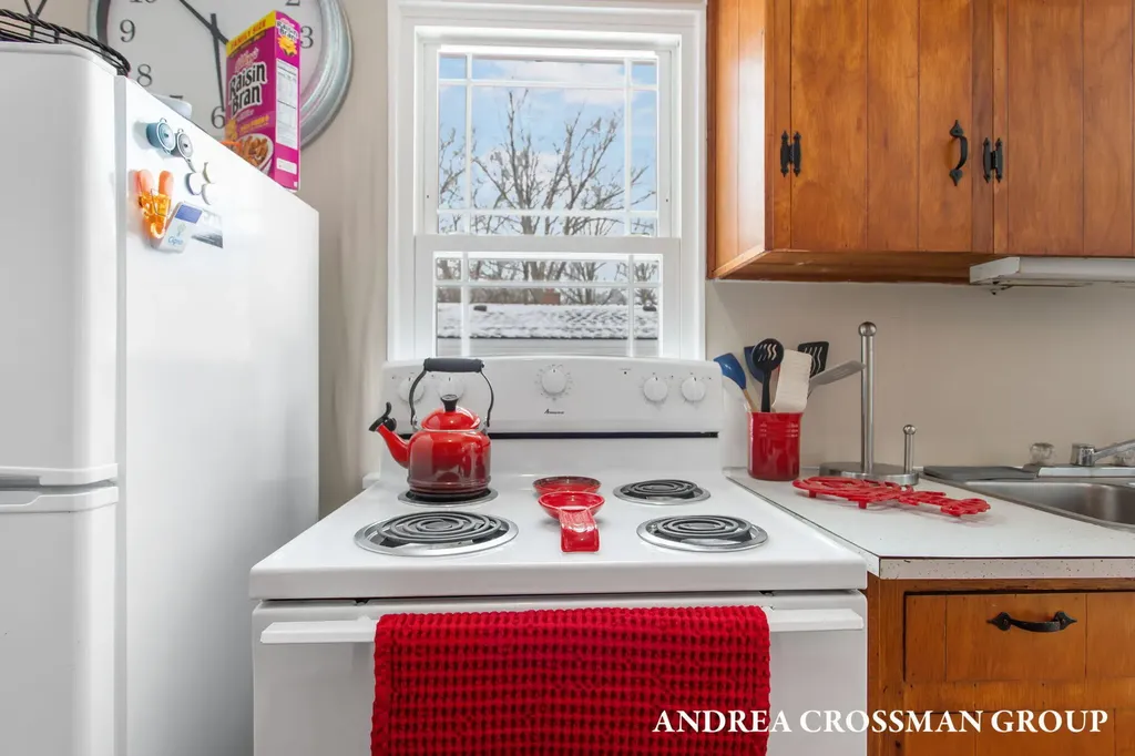658 Allegan Street Saugatuck City MI 49453