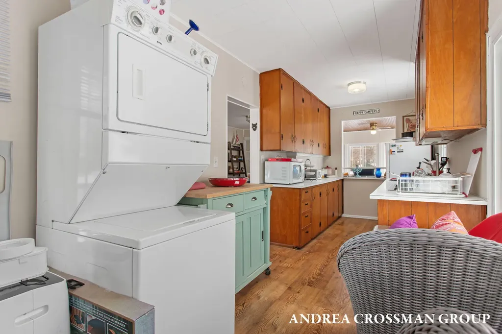658 Allegan Street Saugatuck City MI 49453