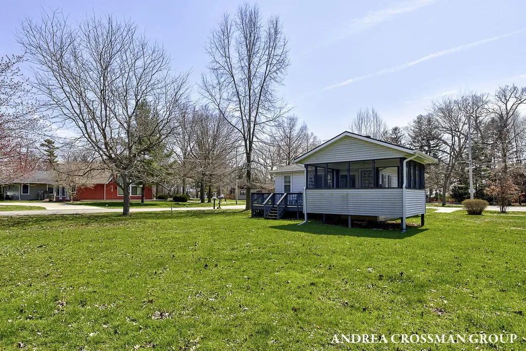 658 Allegan Street Saugatuck City MI 49453
