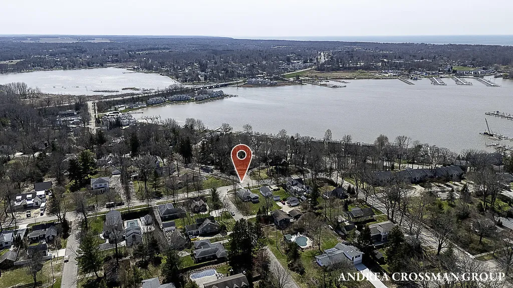 658 Allegan Street Saugatuck City MI 49453