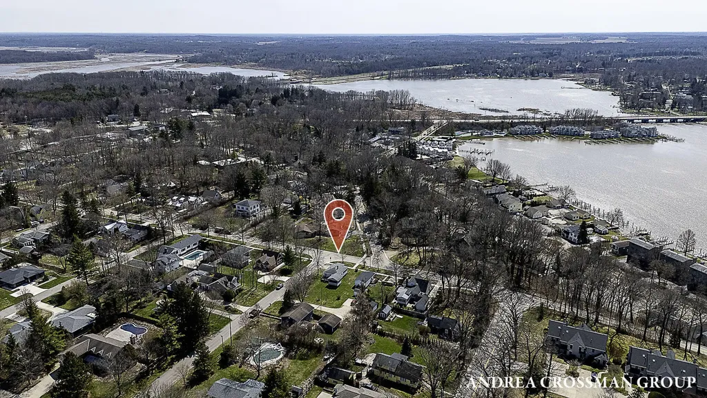 658 Allegan Street Saugatuck City MI 49453