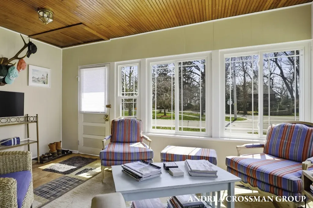 658 Allegan Street Saugatuck City MI 49453