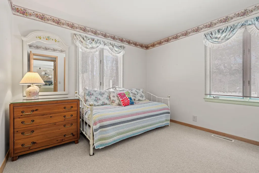 2095 Lakeshore Drive Ganges Township MI 49408