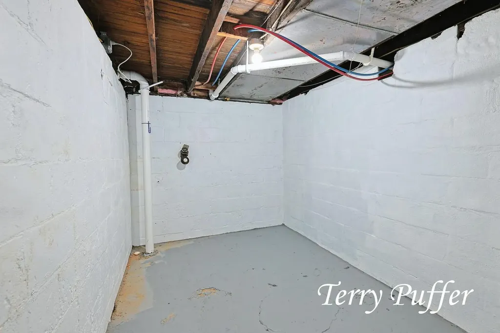 3025 Waalkes Street Muskegon Heights City MI 49444