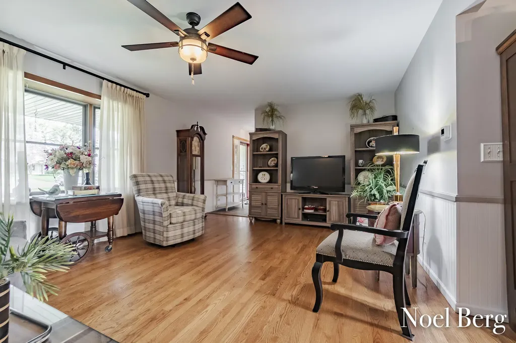17218 Timber Dunes Drive Grand Haven Charter Township MI 49417