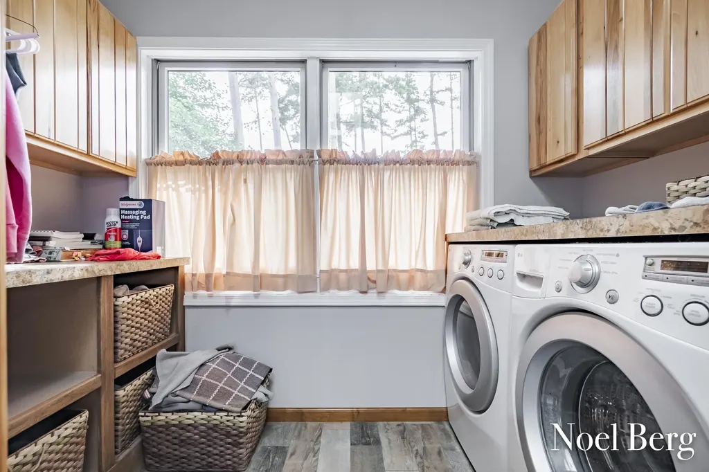 17218 Timber Dunes Drive Grand Haven Charter Township MI 49417