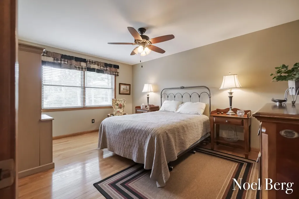 17218 Timber Dunes Drive Grand Haven Charter Township MI 49417
