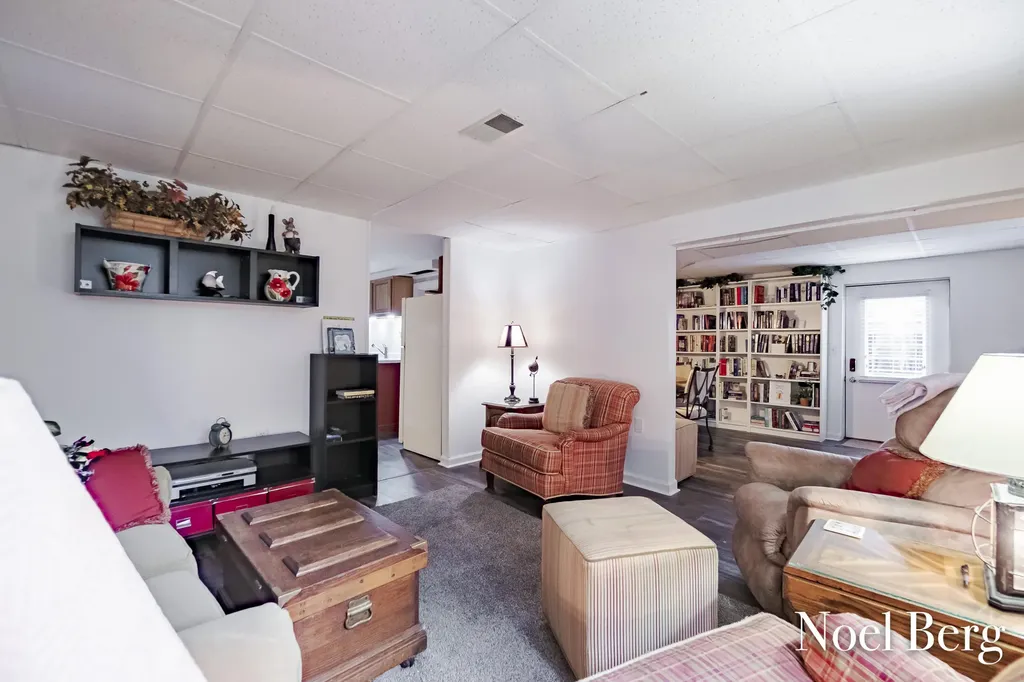 17218 Timber Dunes Drive Grand Haven Charter Township MI 49417