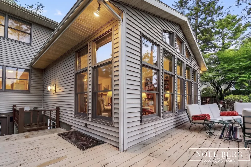 17218 Timber Dunes Drive Grand Haven Charter Township MI 49417