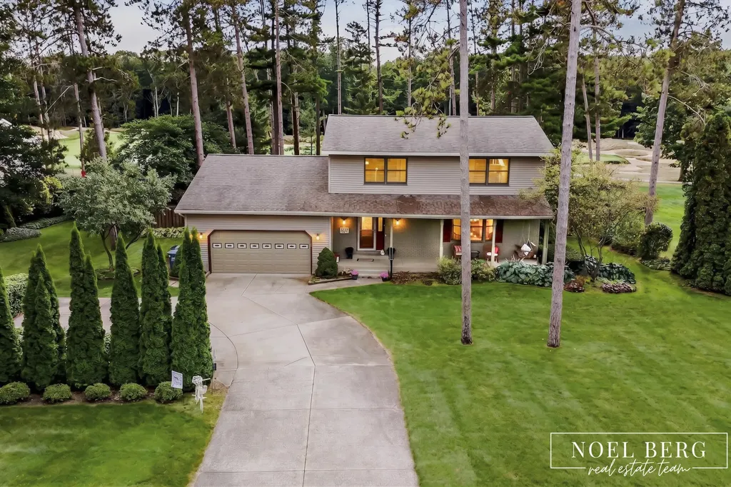 17218 Timber Dunes Drive Grand Haven Charter Township MI 49417