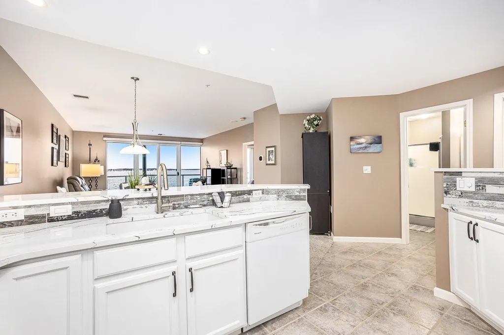 2964 Lakeshore Drive Muskegon City MI 49441