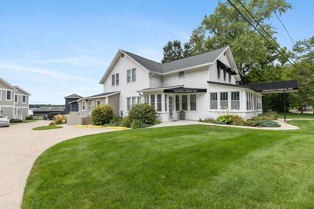 787 Lake Street Saugatuck City MI 49453