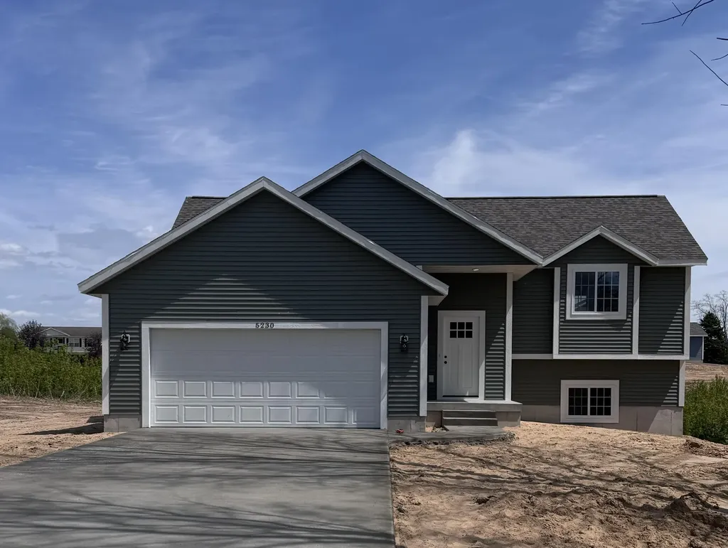5230 S Columbine Lane Sheridan Charter Township MI 49412