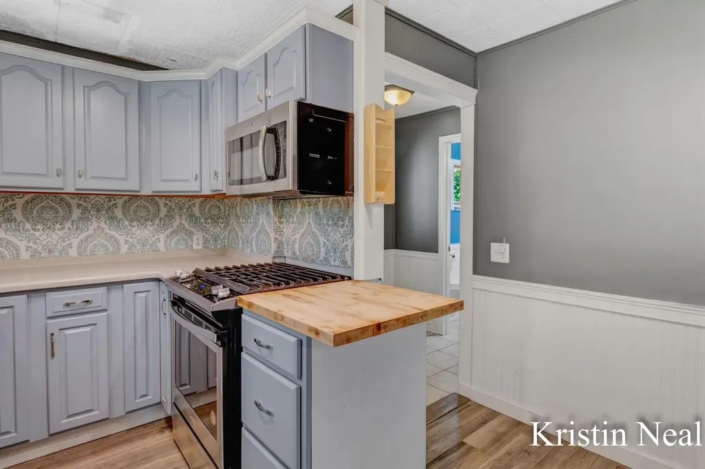 673 S Wolf Lake Road Egelston Township MI 49442