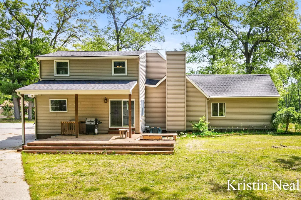 673 S Wolf Lake Road Egelston Township MI 49442