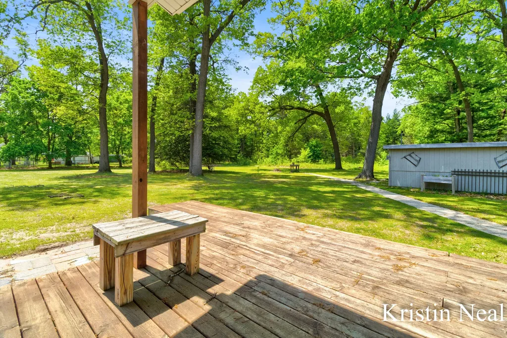 673 S Wolf Lake Road Egelston Township MI 49442
