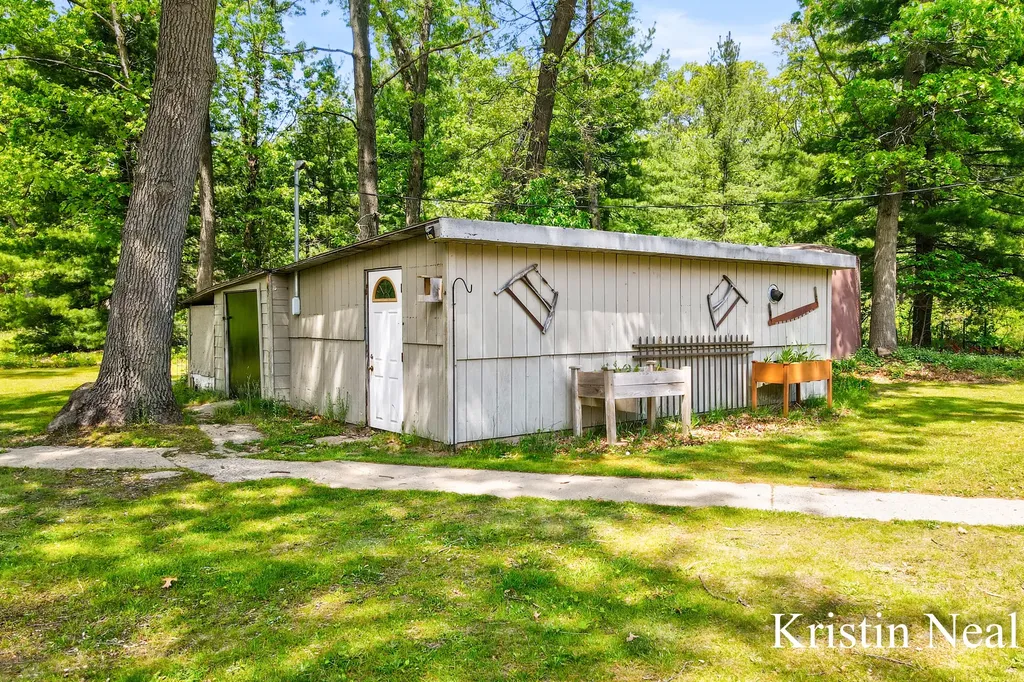673 S Wolf Lake Road Egelston Township MI 49442