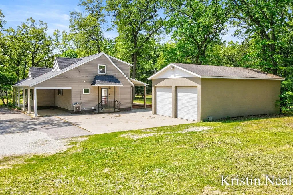 673 S Wolf Lake Road Egelston Township MI 49442