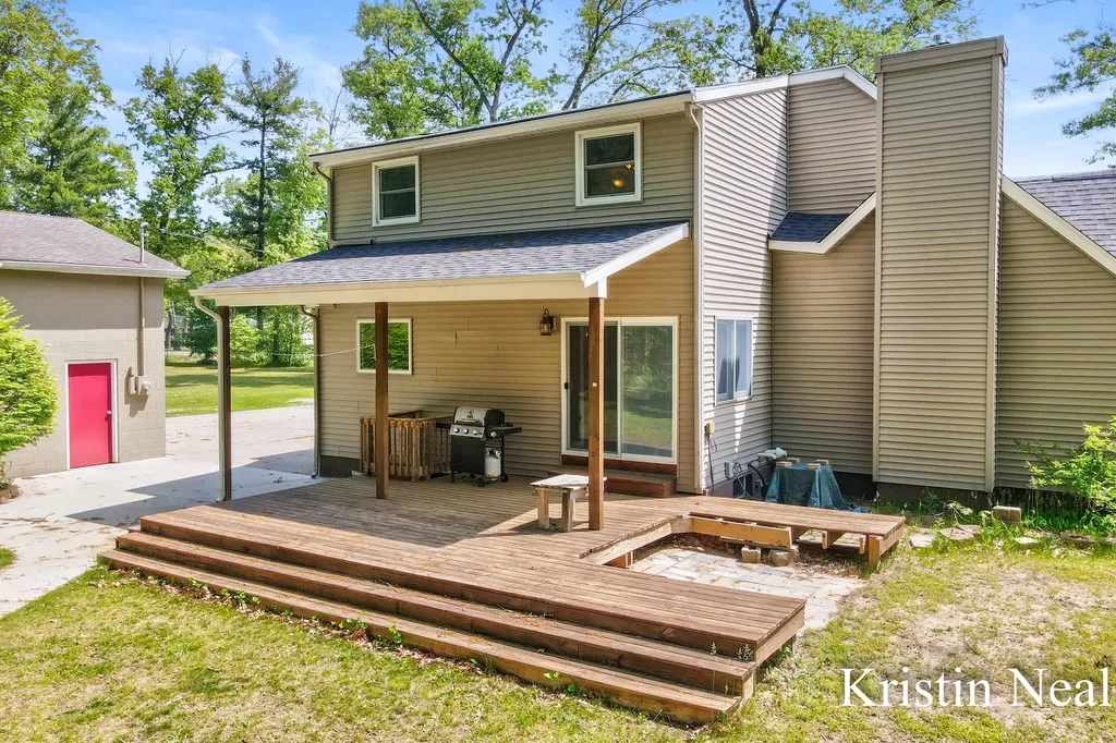 673 S Wolf Lake Road Egelston Township MI 49442