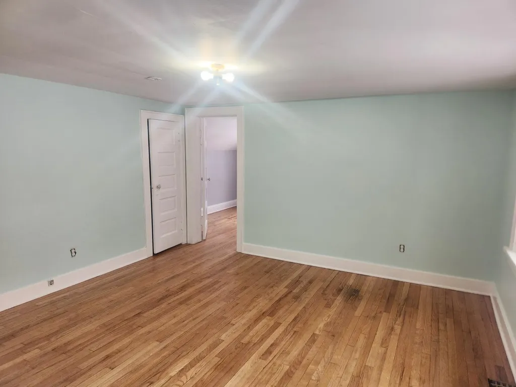 2417 Baker Street Muskegon Heights City MI 49444