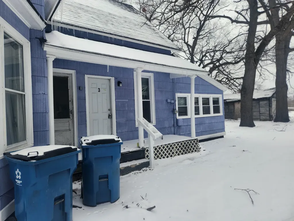 2716 7th Street Muskegon Heights City MI 49444