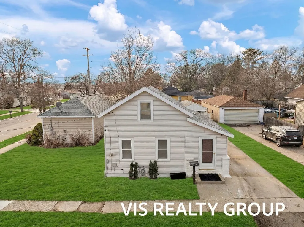 319 Visser Street Spring Lake Village MI 49456