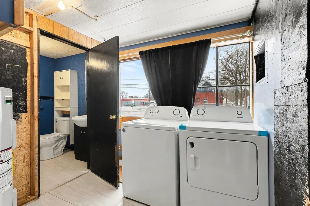 1259 E Apple Avenue Muskegon City MI 49442