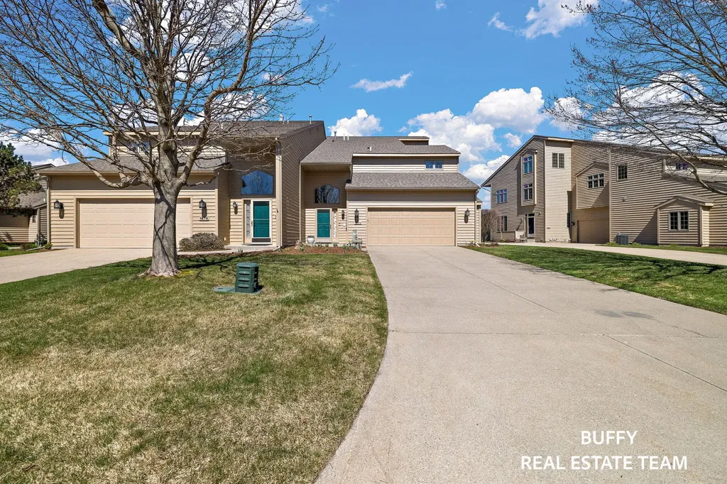 1671 E Harbour Towne Circle Muskegon City MI 49441