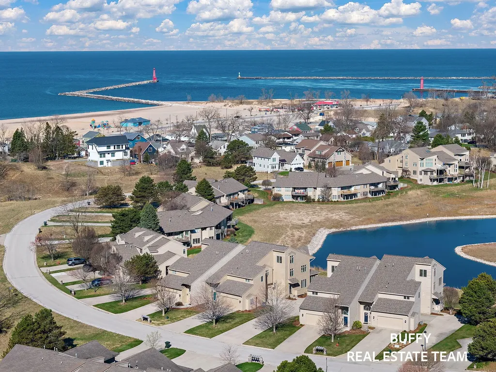 1671 E Harbour Towne Circle Muskegon City MI 49441
