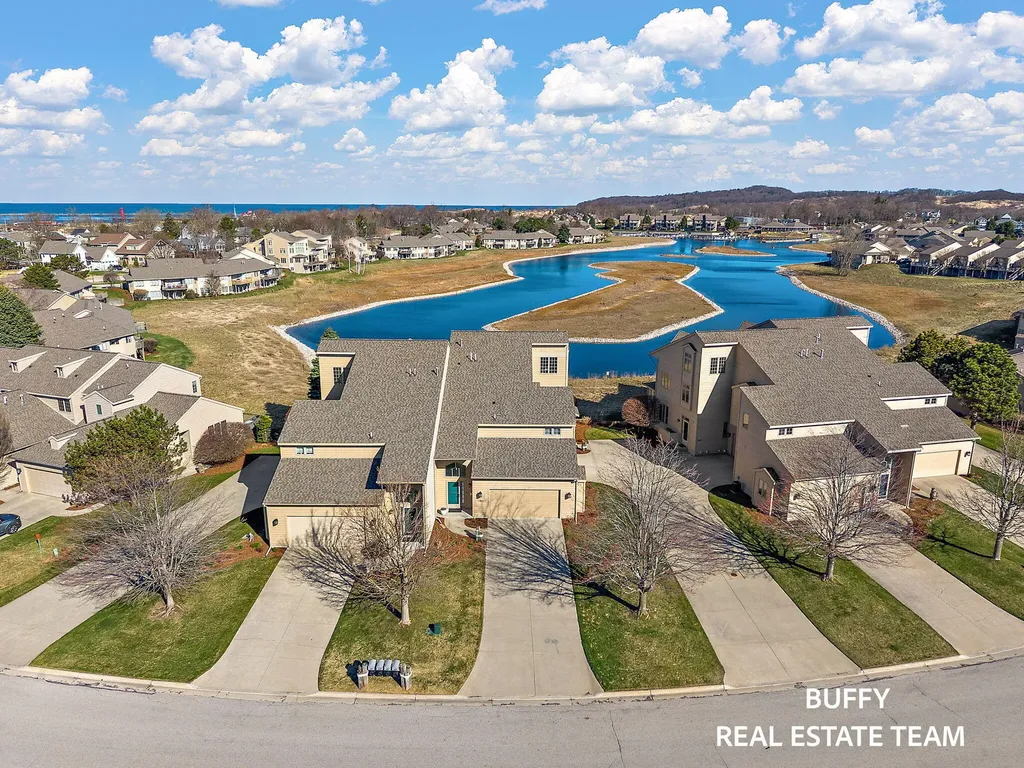 1671 E Harbour Towne Circle Muskegon City MI 49441