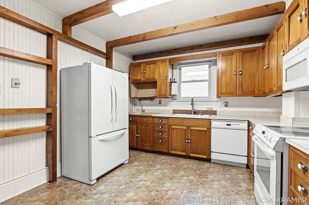 1755 South Shore Drive Park Township MI 49423