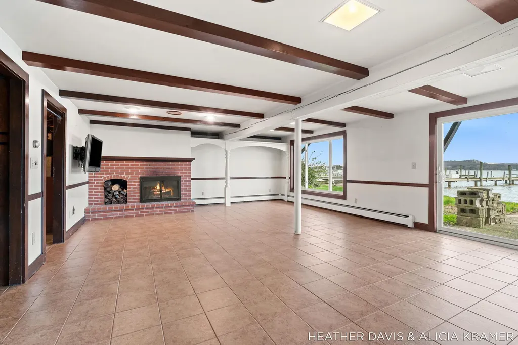 1755 South Shore Drive Park Township MI 49423