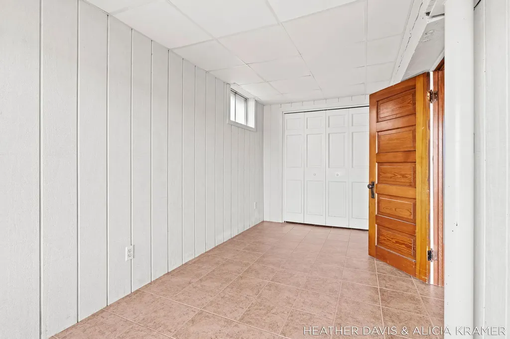 1755 South Shore Drive Park Township MI 49423